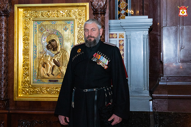 Поздравление окормителя Крымского казачьего округа иерея Валерия Немчинова с Днём Рождения Атаману Черноморского казачьего войска Антону Сироткину