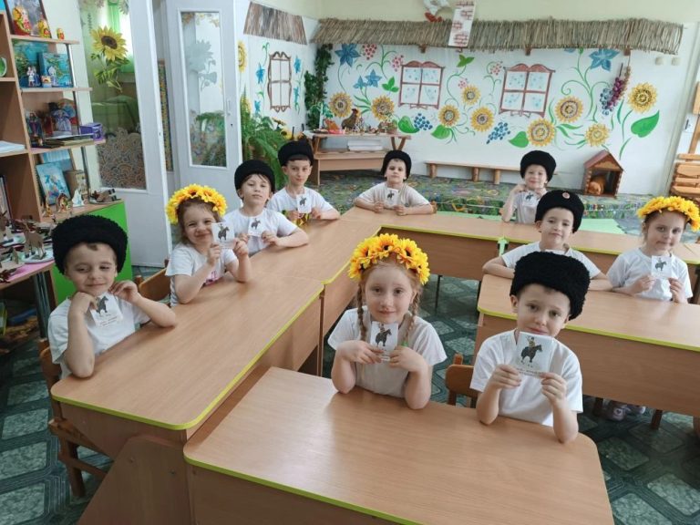 У казачат детского сада «Жар-птица» прошло занятие «Конь — верный друг казака»